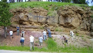 blog-learn-uzunlar-favorite-outcrop-fig1