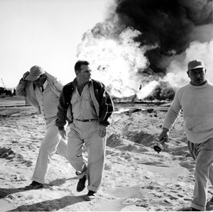 darkening-skies-the-qatar-well-fires-of-the-1950s-fig2