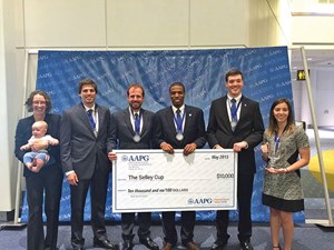 full-circle-iba-alumna-pays-it-forward-08aug-2015