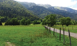 pastoral-french-setting-adds-a-taste-of-seismic-fig1