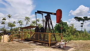 the-agua-caliente-oilfield-and-the-boiling-river-of-the-peruvian-amazon-fig4